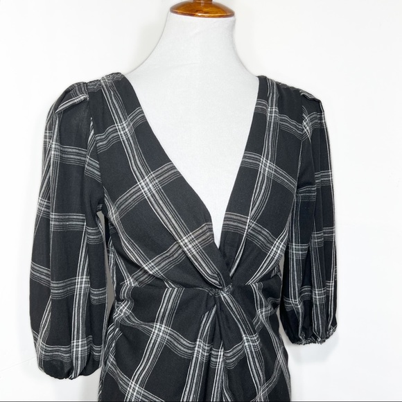 Free People Black Plaid V Neck Balloon Sleeve A Line Pleated Mini Shirtdress - Picture 6 of 14